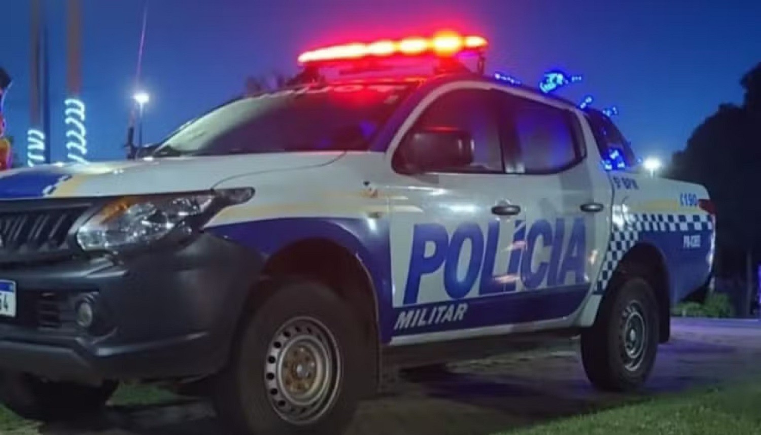 Suspeito de agredir e manter companheira em cárcere privado morre em confronto com policiais, diz PM