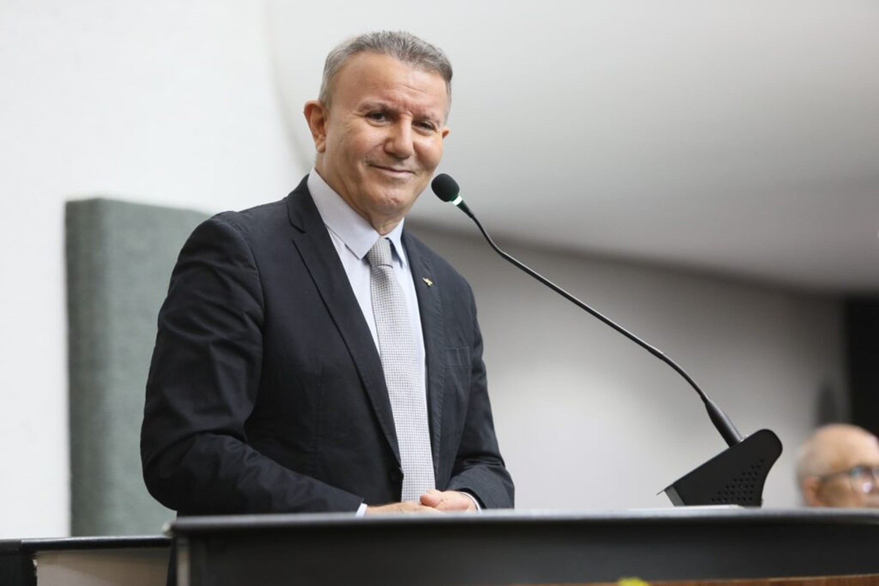 Após 20 dias, STF revoga prisão e libera o retorno de Eduardo Siqueira ao cargo de prefeito de Palmas